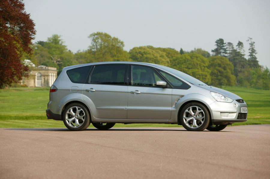  Ford S-Max 2006 года  (фото 32 из 55)